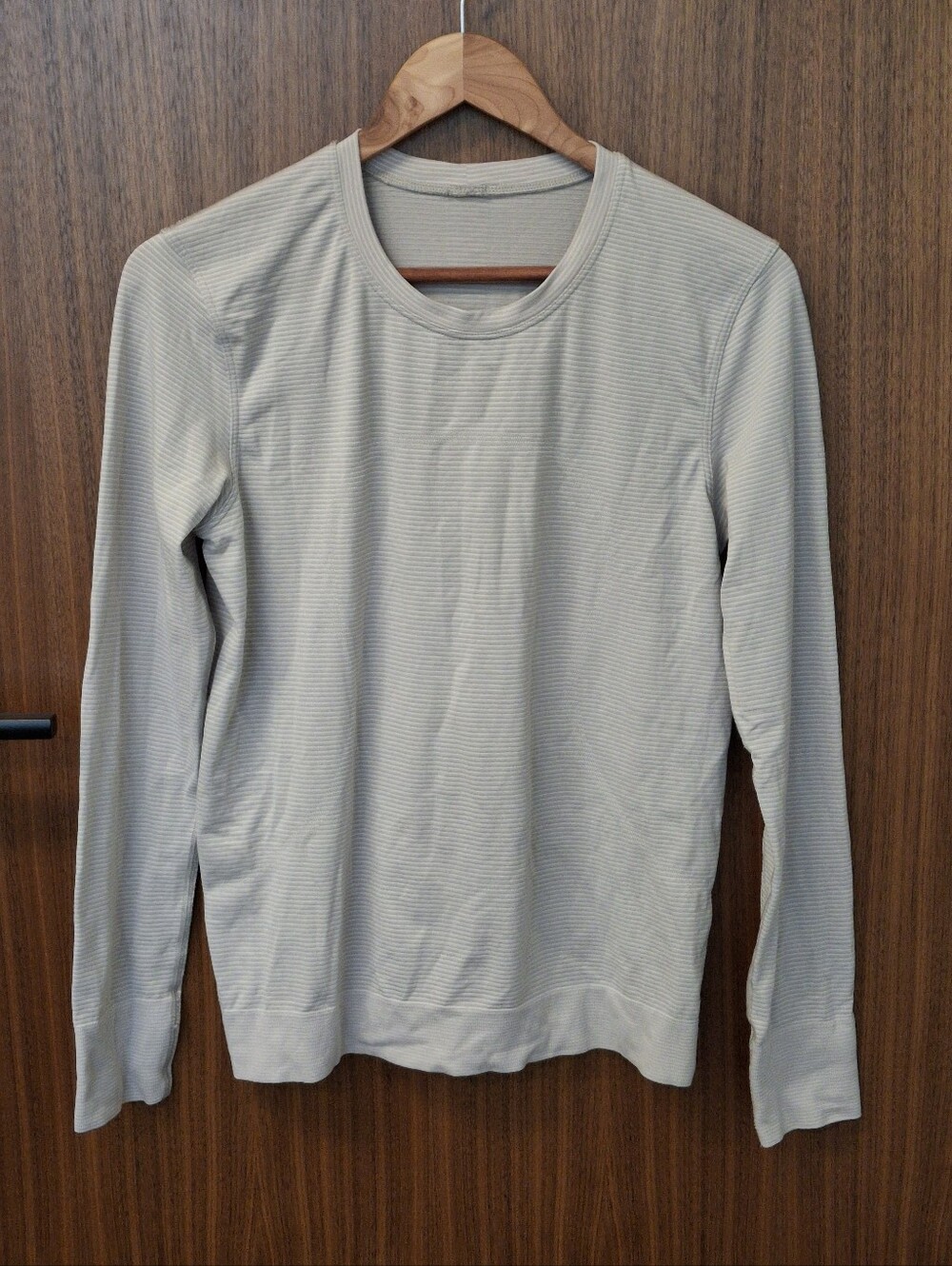 LULULEMON Women's Beige Long Sleeve Top SZ XL